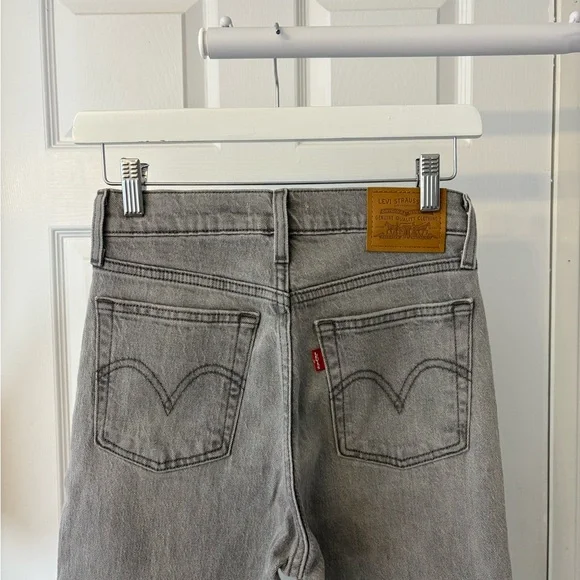 Levi’s Wedgie Straight Leg Grey Black Jeans Size 25 Ankle Length Cotton - Picture 11 of 13